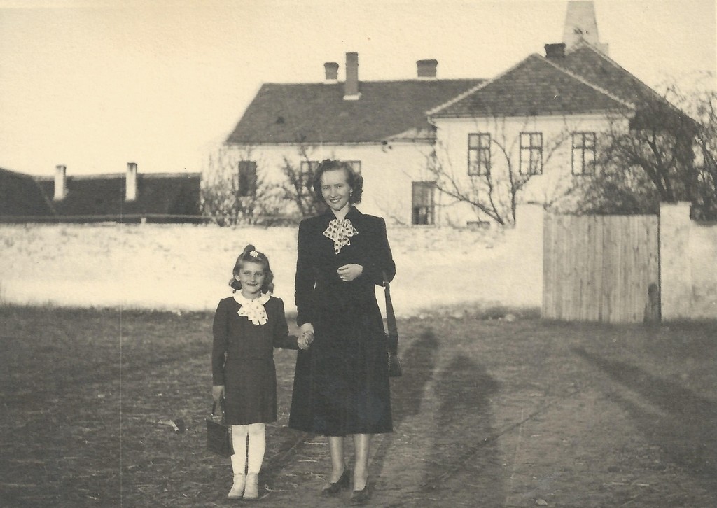 Fotogaléria Historické od občanov XIII. (6) Historické od občanov XIII.