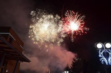 Nový rok 2019- ohňostroj _16 Nový rok 2019- ohňostroj _16